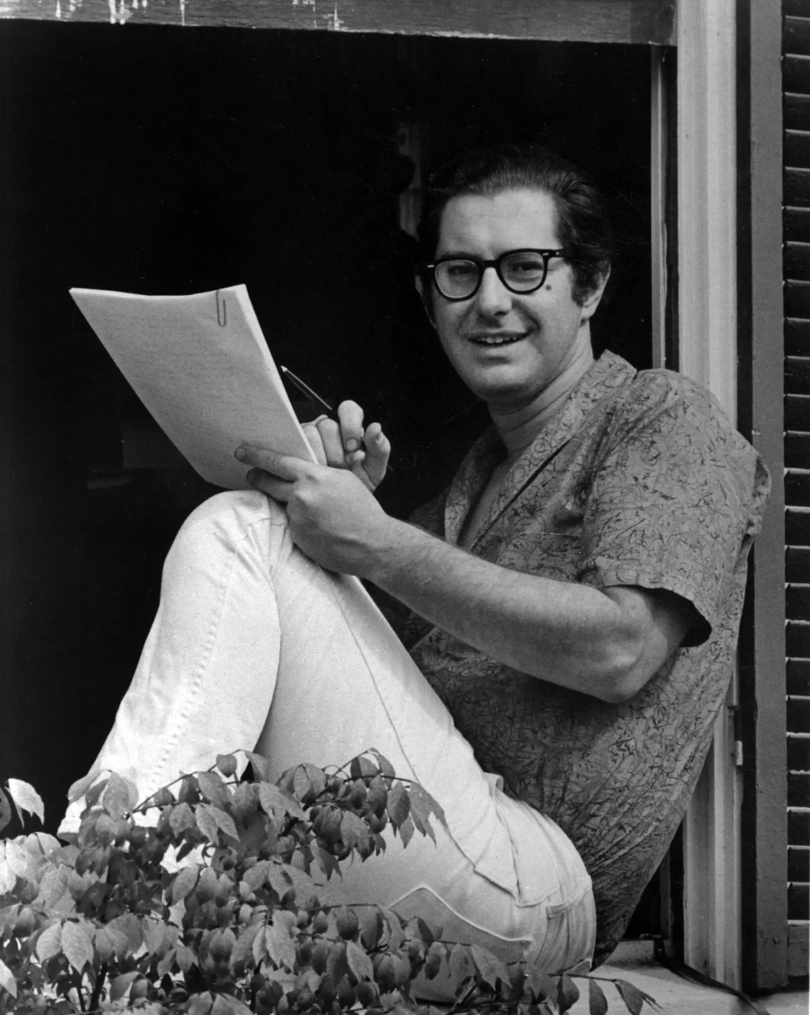 Дэвид Р. Слэвитт: поэт, критик и автор «попсового» бестселлера под псевдонимом